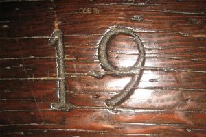 19歳で登録できる婚活サイトは？